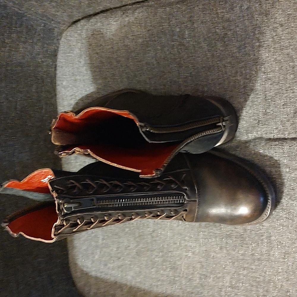 Freebird by Steven "Wales" Size 11, Brown, 1.25" heel